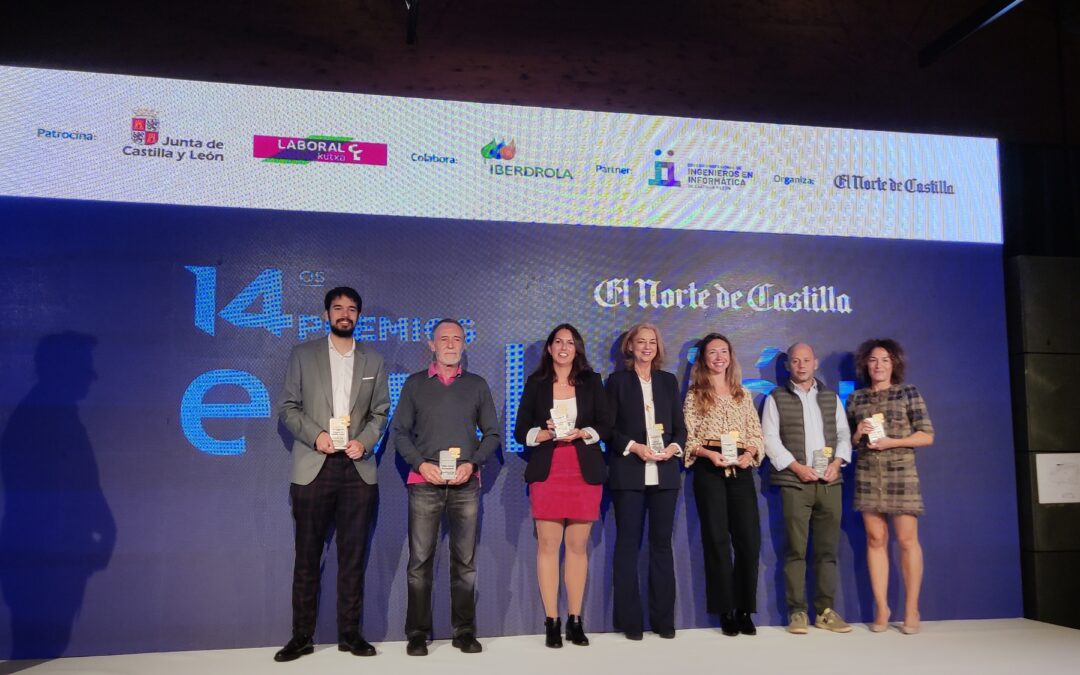GANADORES premios e-volucion «Mejor evento digital» . Vallahackathon